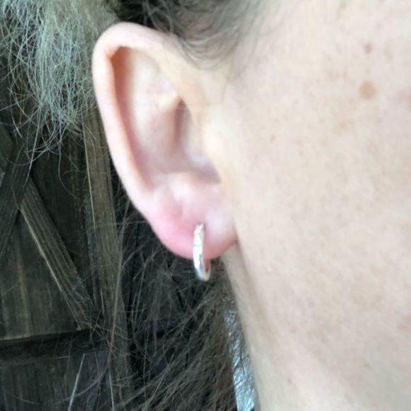 1/2 Inch Huggie Hoop 925 Sterling Silver Earrings NWT - Picture 2 of 6